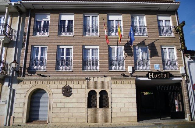 Camino de Santiago Accommodation: Hostal Santiago ⭑