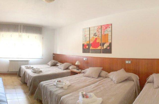 Image of Hostel O Castelo, pilgrim accommodation in Palas de Rei