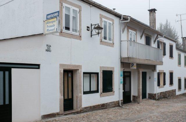 Image of Albergue Manuel, pilgrim accommodation in Portomarín