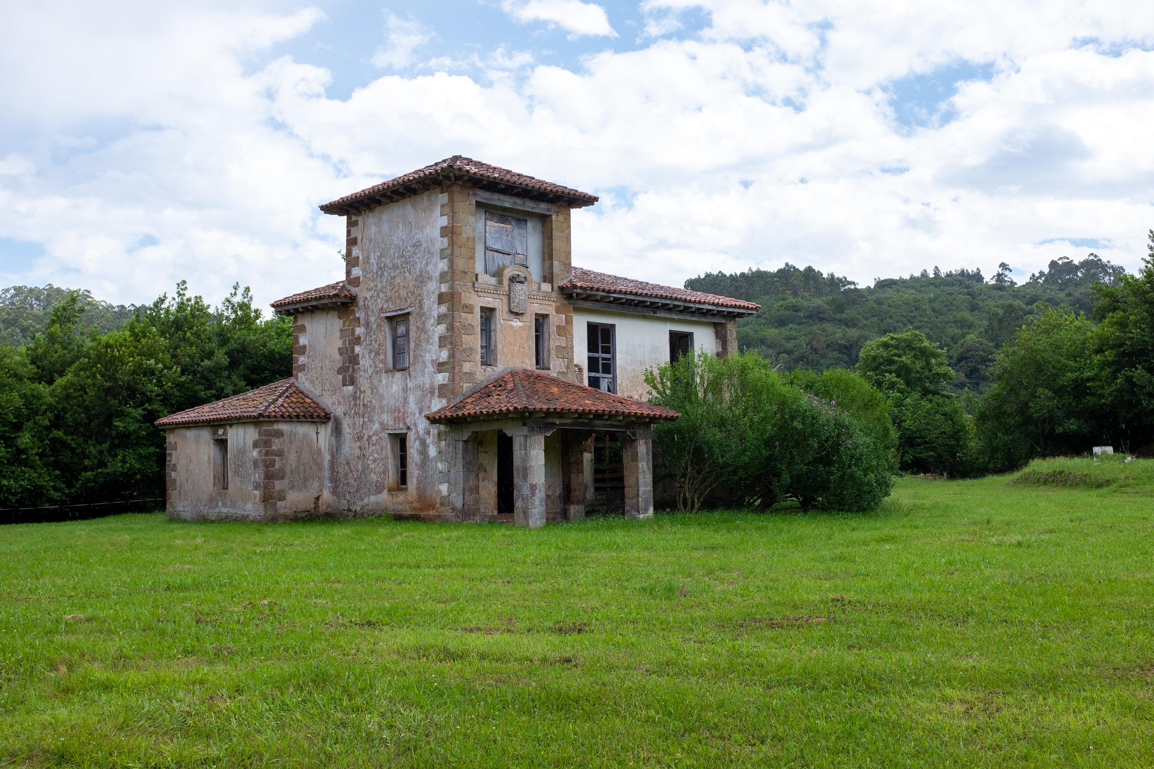 Scenic view of Cigüenza on the Camino del Norte