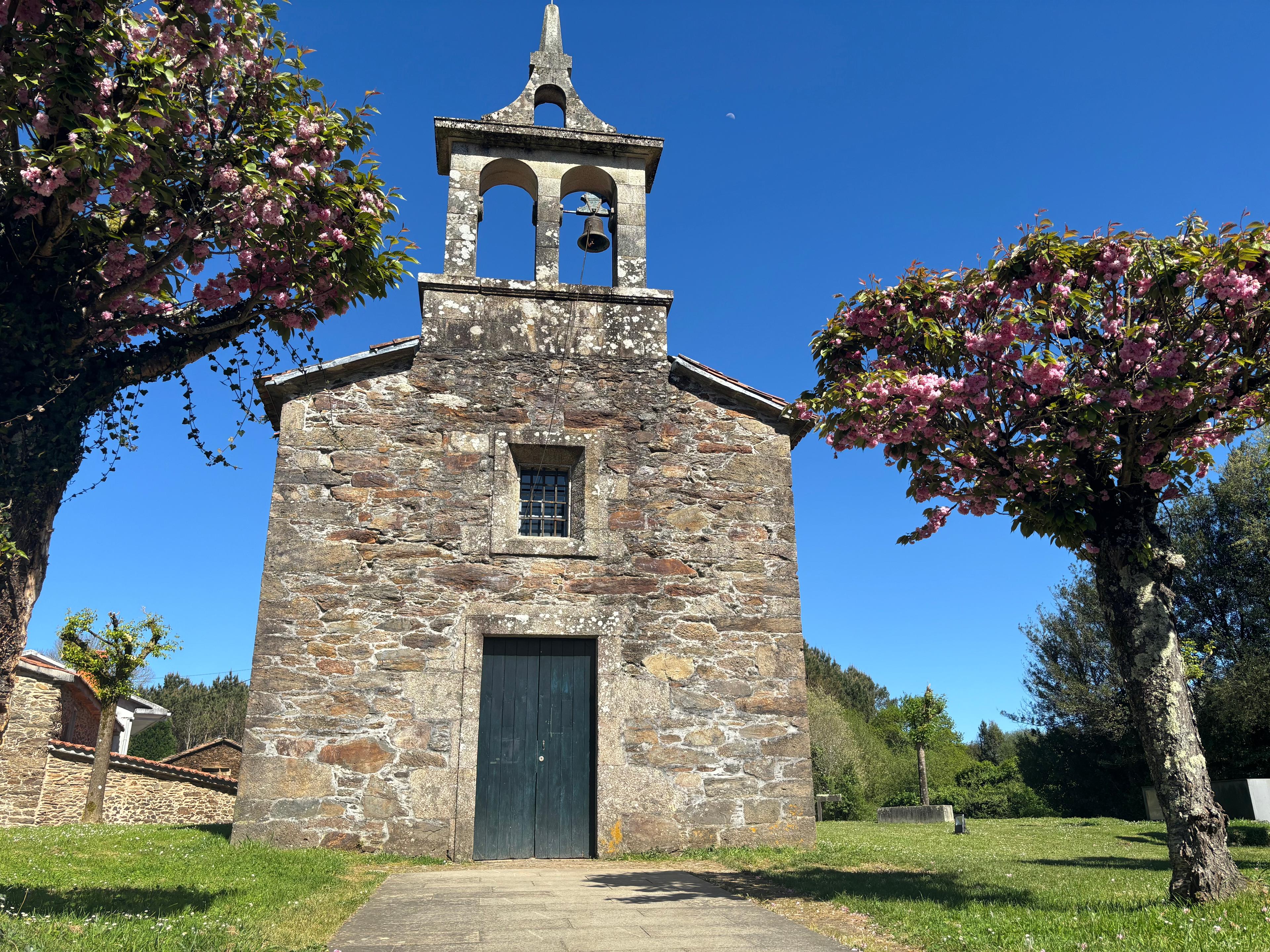 Scenic view of San Paio - San Payo on the Camino del Norte