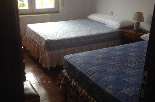 Camino de Santiago Accommodation: Albergue Casa Flor
