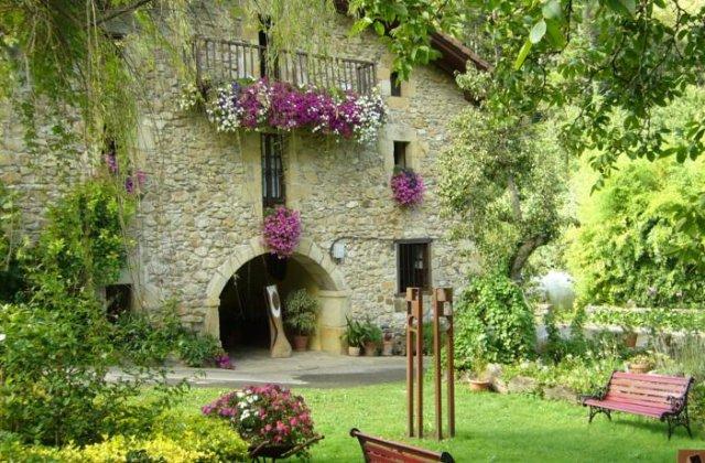 Camino de Santiago Accommodation: Casa Rural Garro
