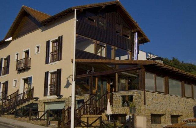 Camino de Santiago Accommodation: Hotel Agua Viva & Spa Castro ⭑⭑