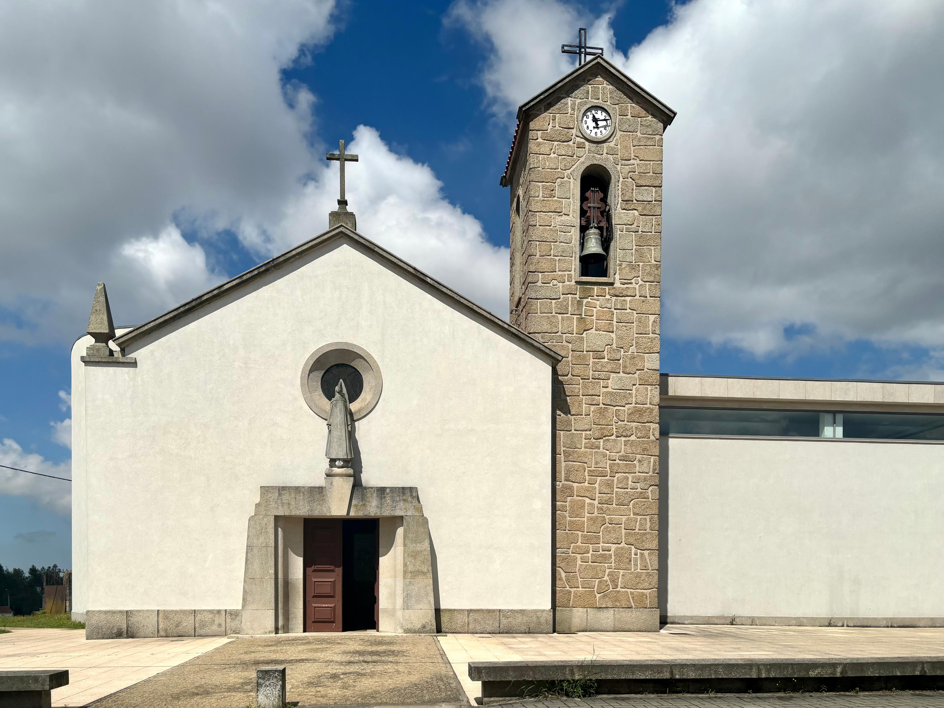 Scenic view of Albergaria A Nova on the Camino Portugués