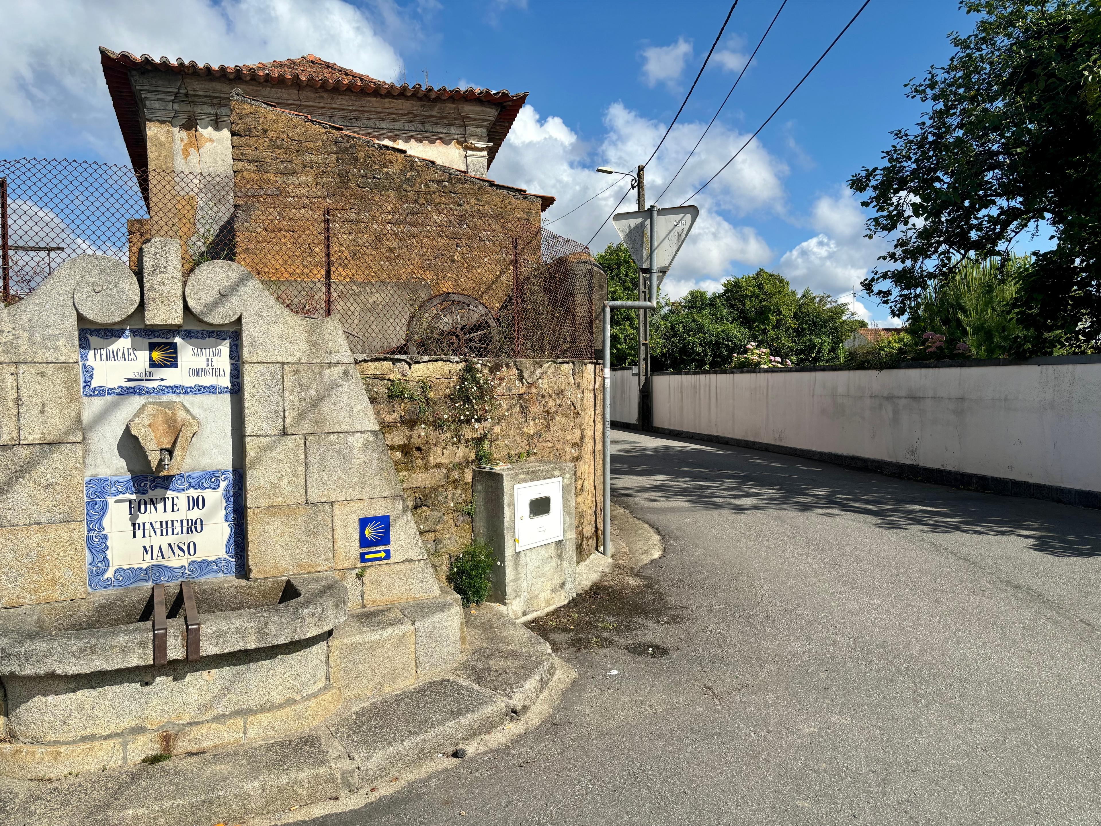 Scenic view of Pedaçães on the Camino Portugués
