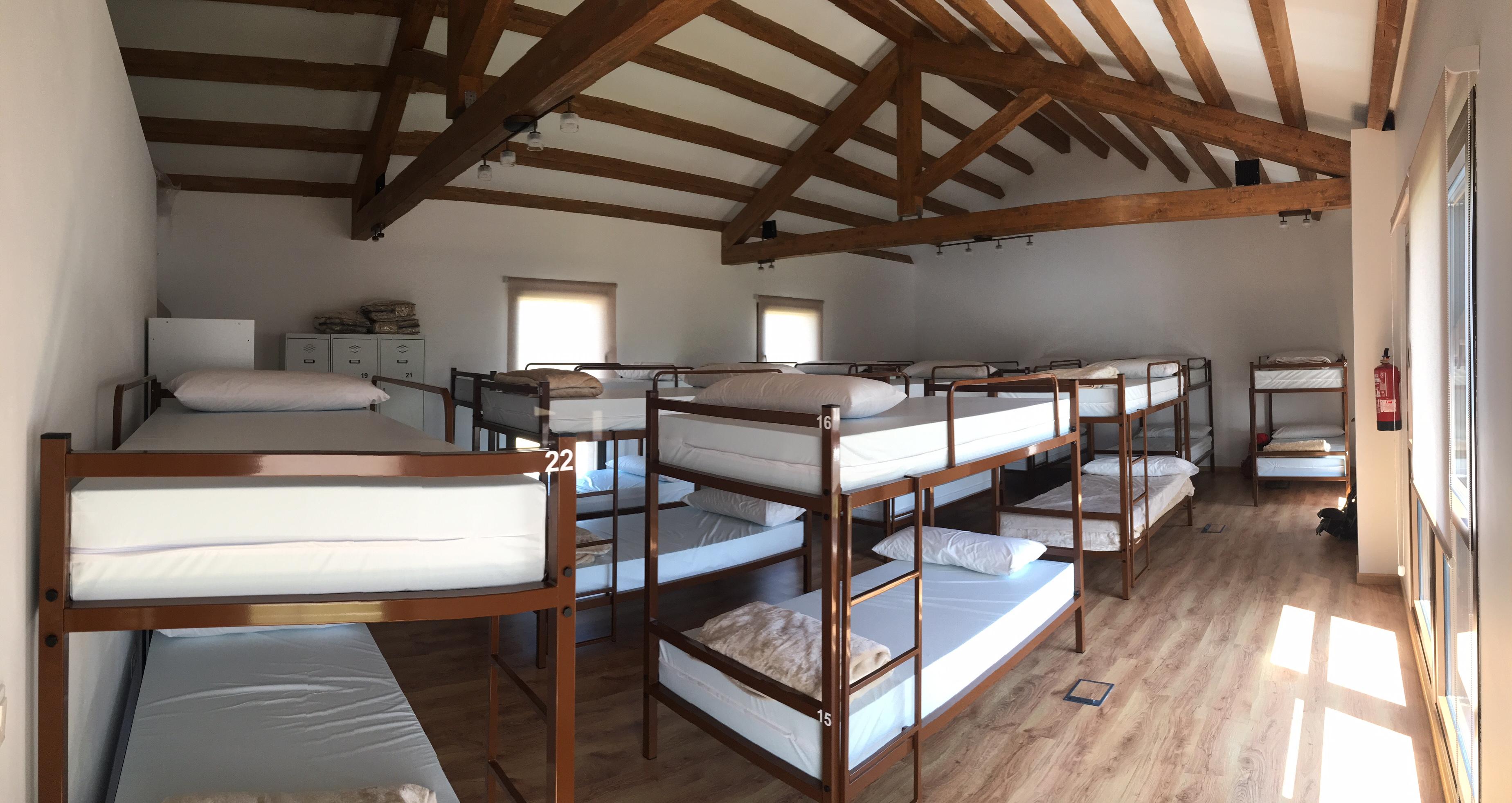 Camino de Santiago Accommodation: Albergue Ó Abrigo