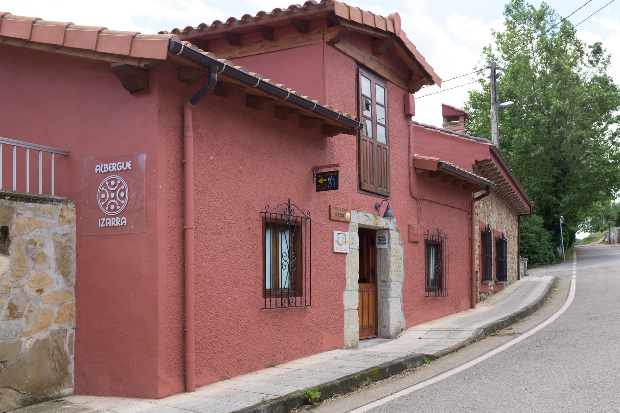 View of Albergue de Peregrinos Izarra