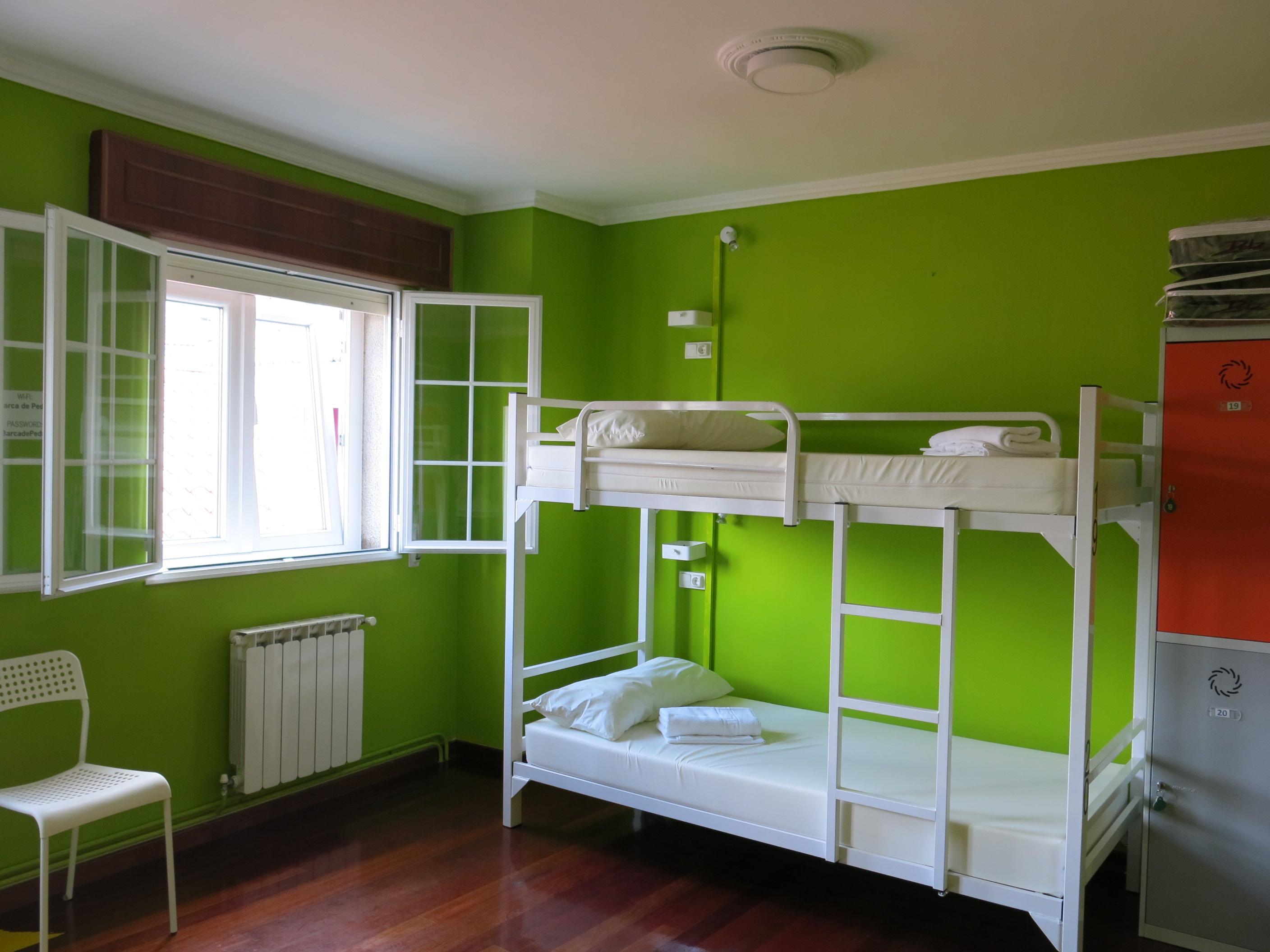 Camino de Santiago Accommodation: Albergue A Barca de Pedra