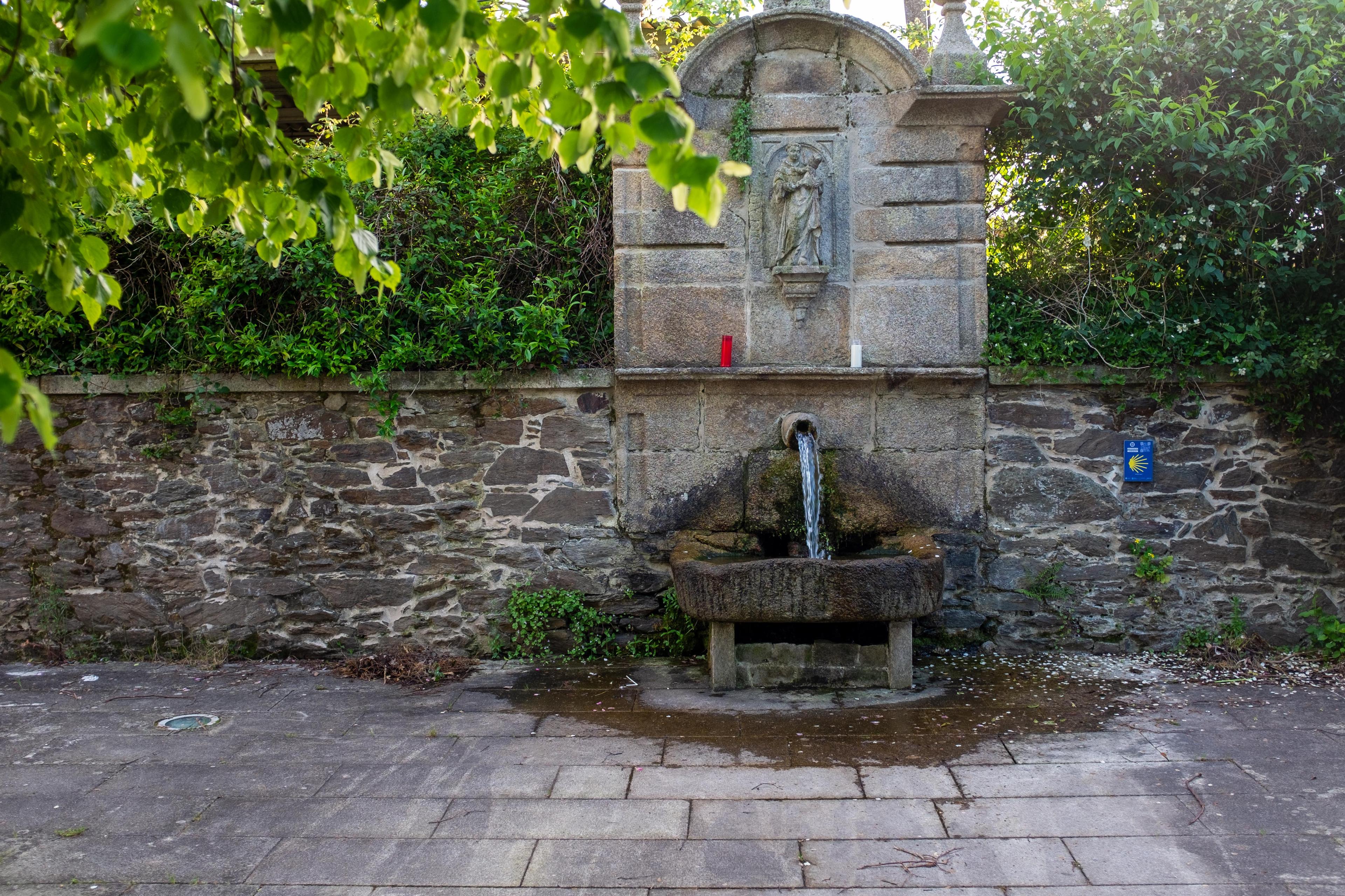 Scenic view of Ancéis on the Camino Inglés