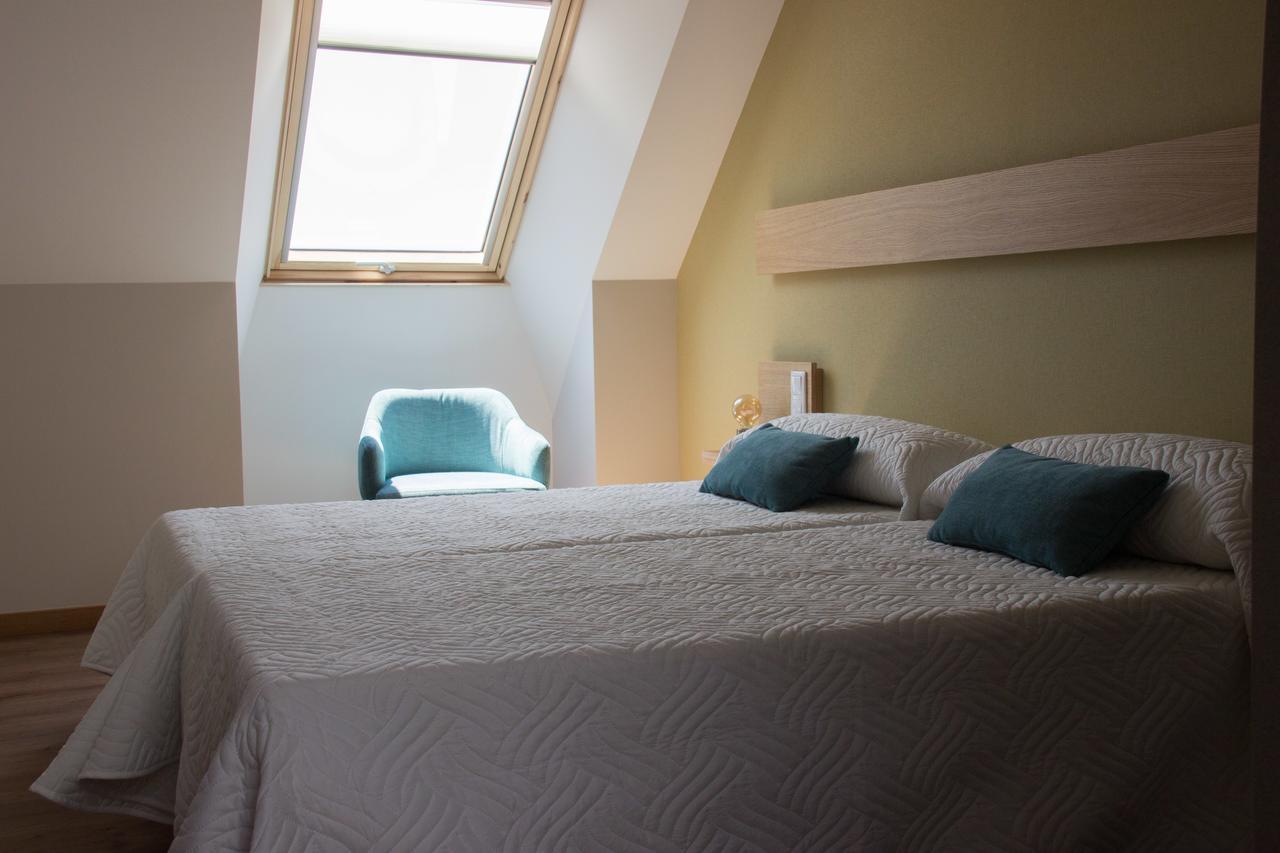 Camino de Santiago Accommodation: Albergue Casona da Ponte