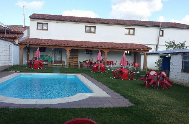 Camino de Santiago Accommodation: Albergue de Peregrinos Camino Real