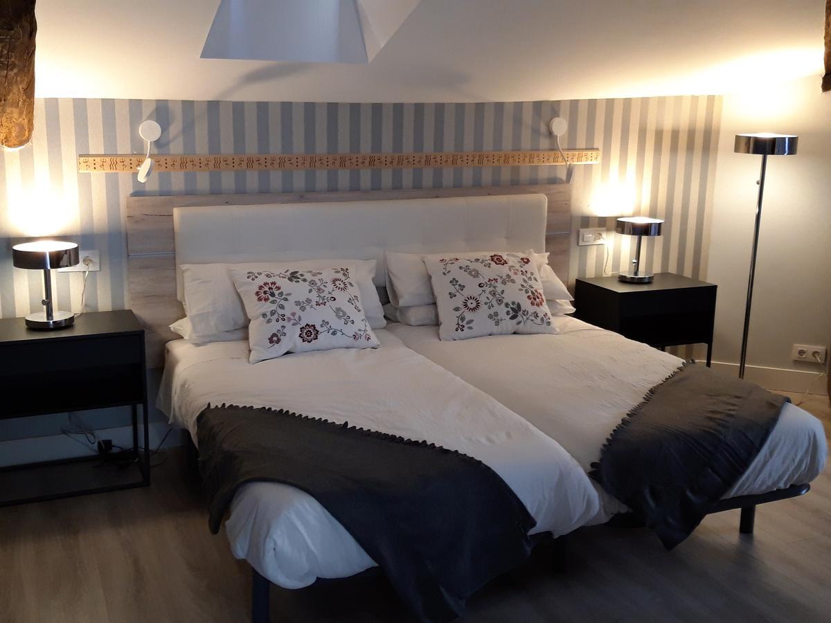 Camino de Santiago Accommodation: Hotel Albar