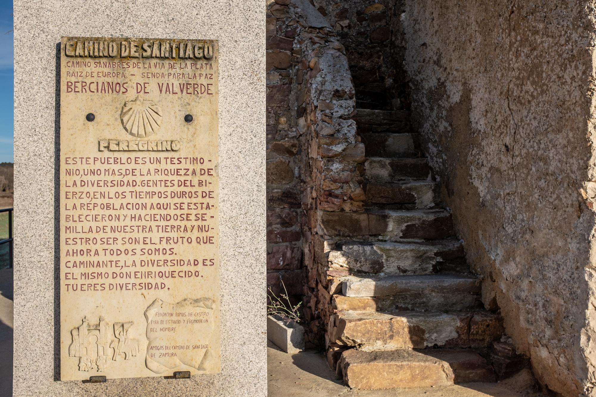 Scenic view of Bercianos de Valverde on the Vía de la Plata
