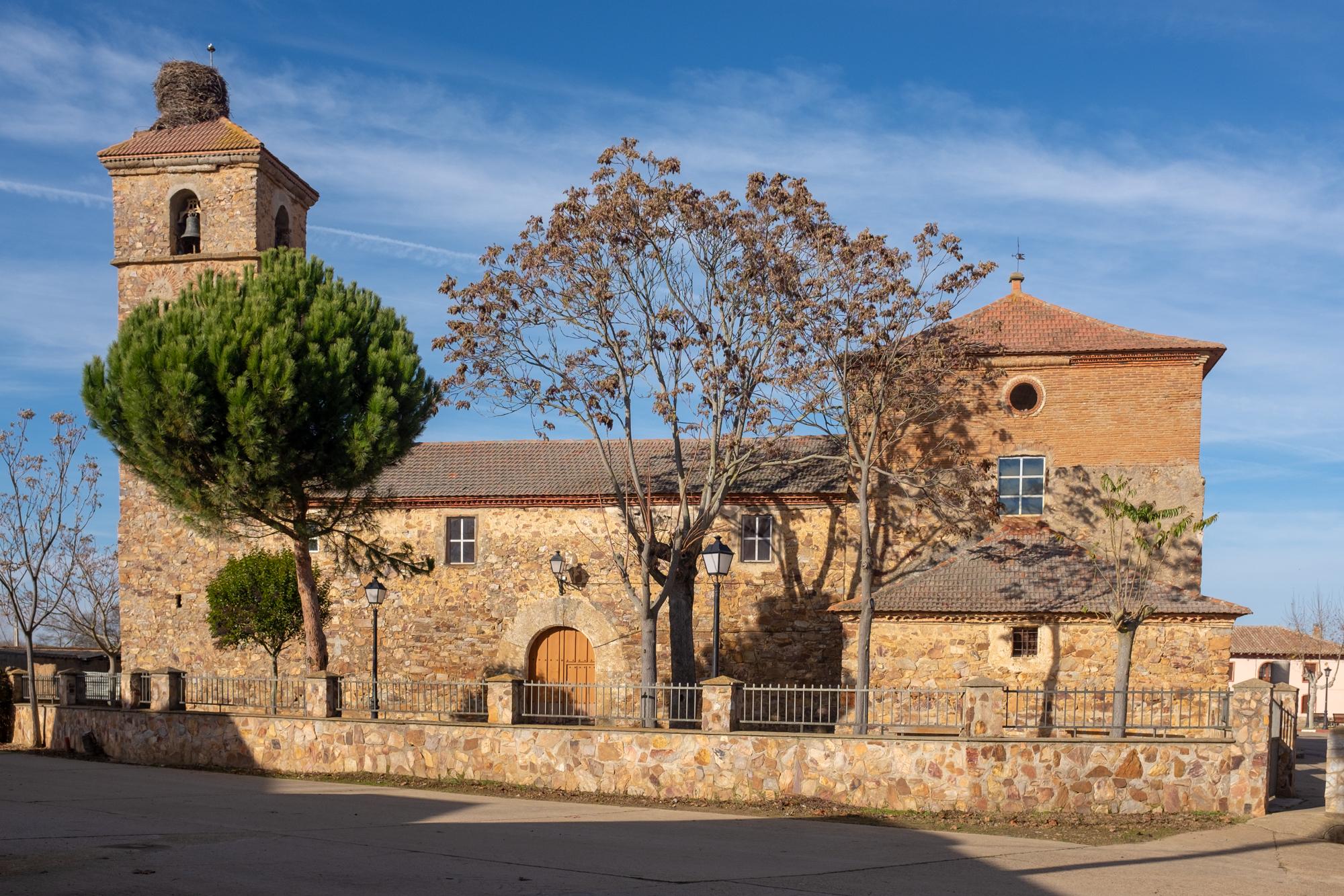 Scenic view of Villabrázaro on the Vía de la Plata