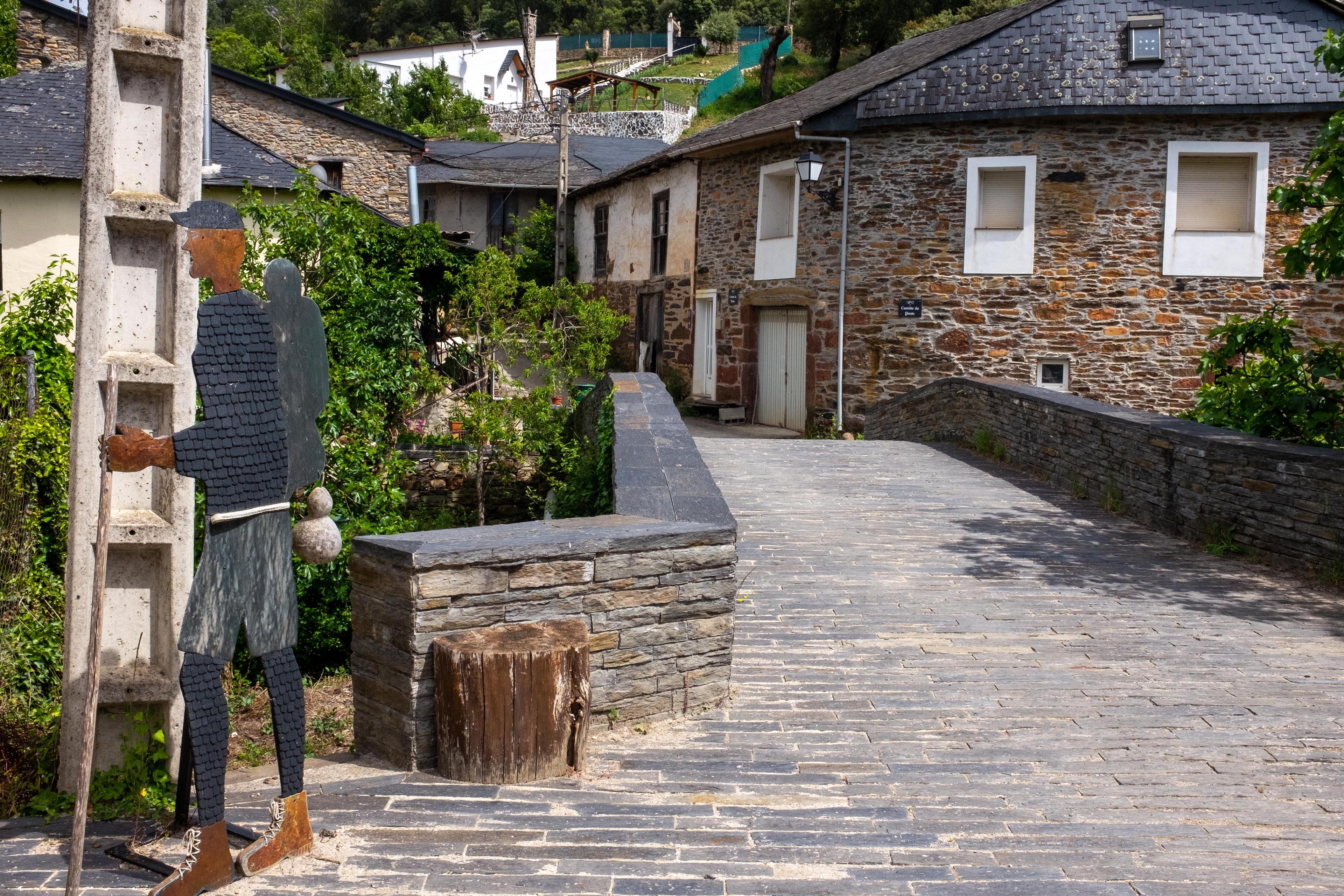 Scenic view of Éntoma on the Camino Francés