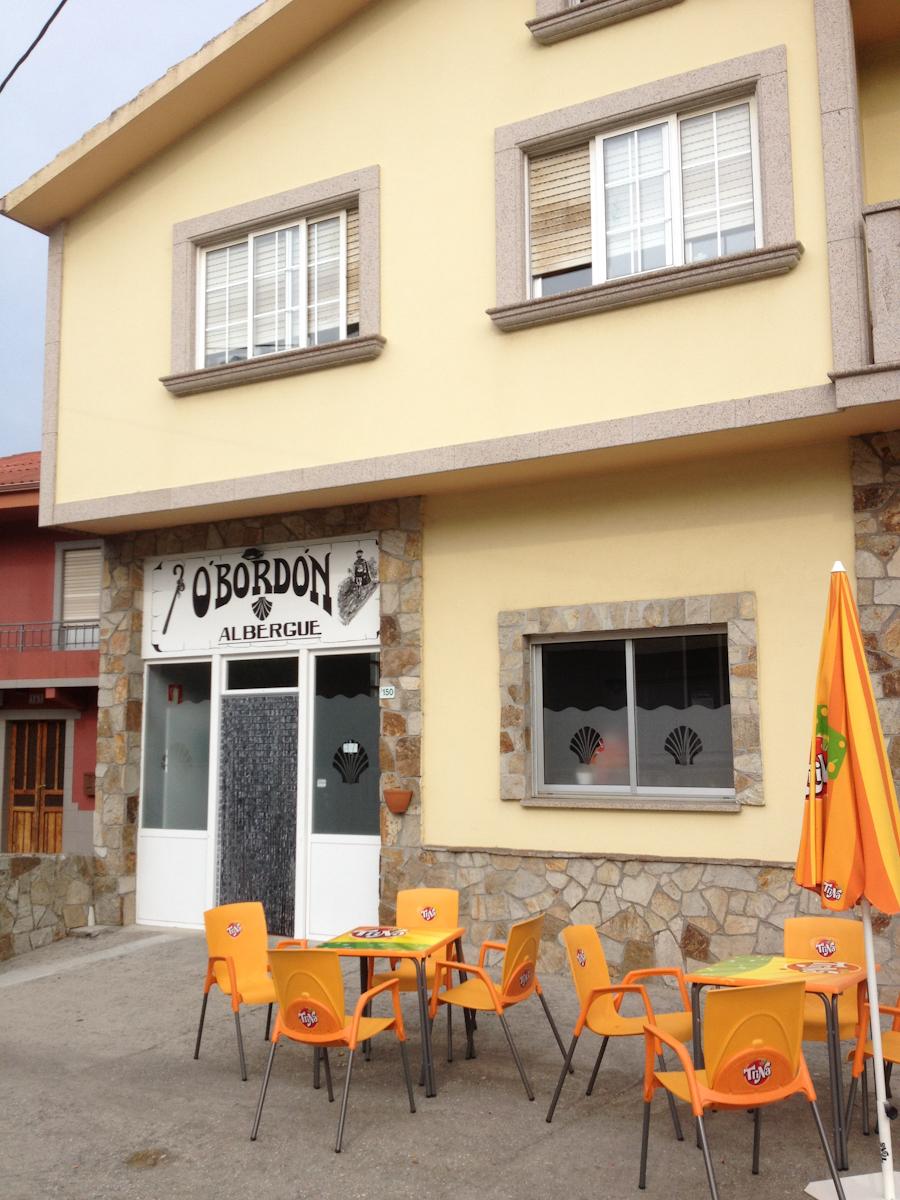 Camino de Santiago Accommodation: Albergue O Bordón