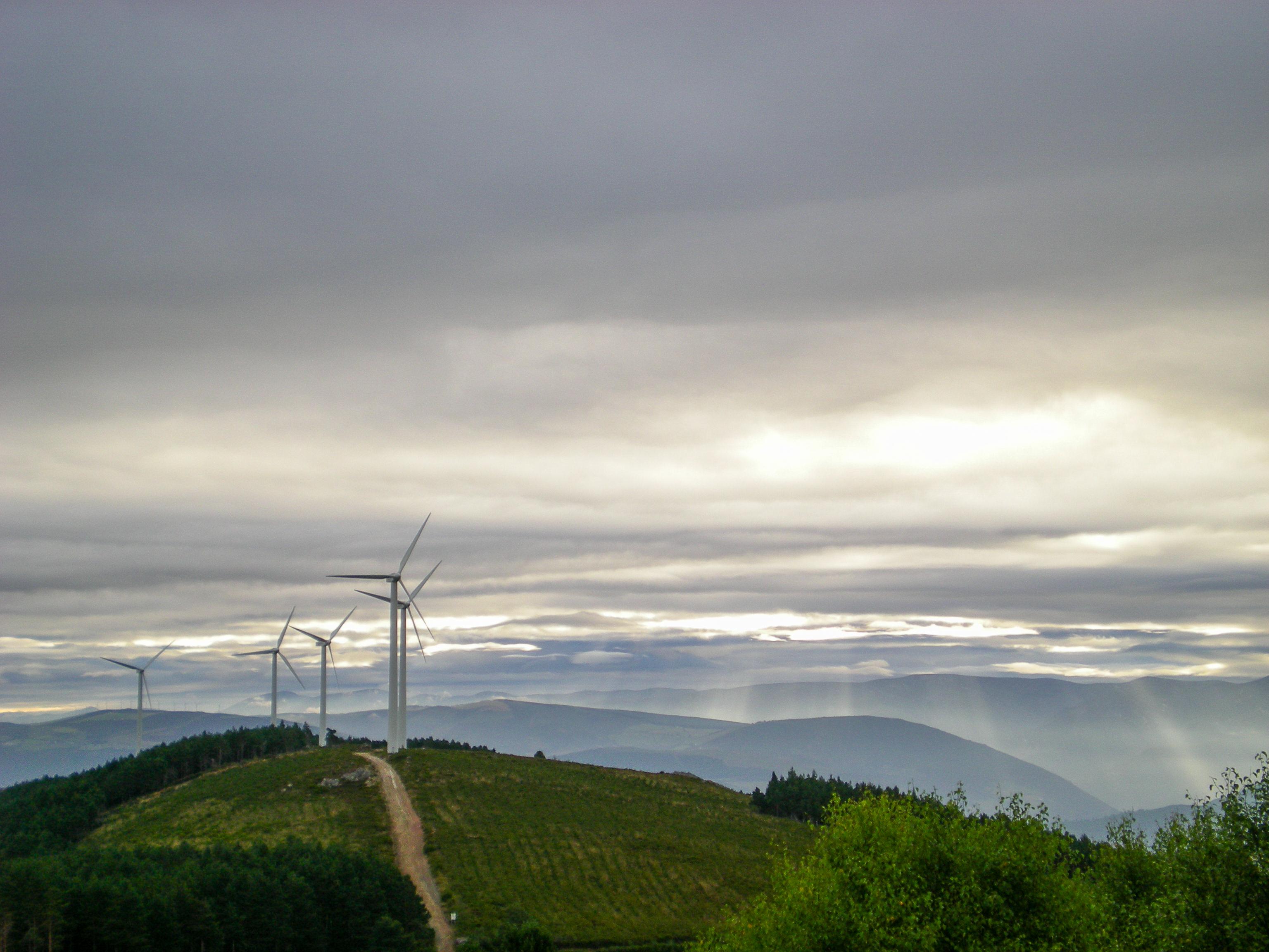 Scenic view of Alto de Acebo on the Camino del Norte