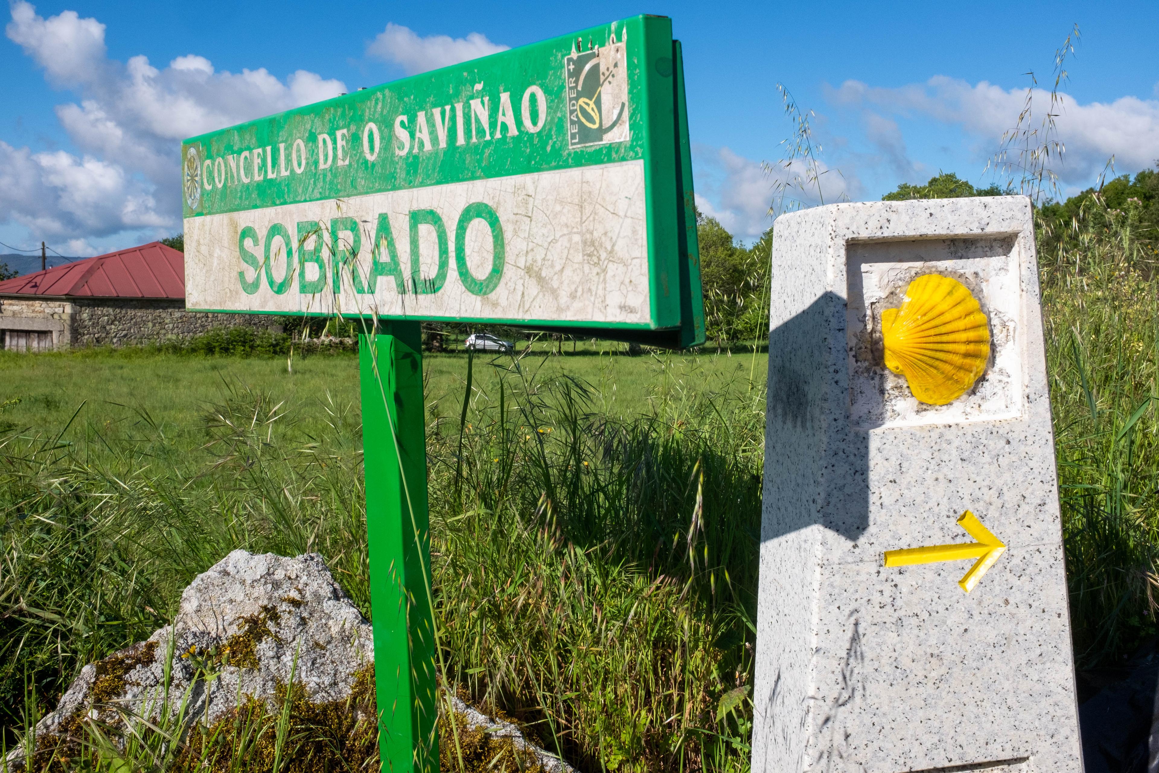 Scenic view of Sobrado on the Camino Francés