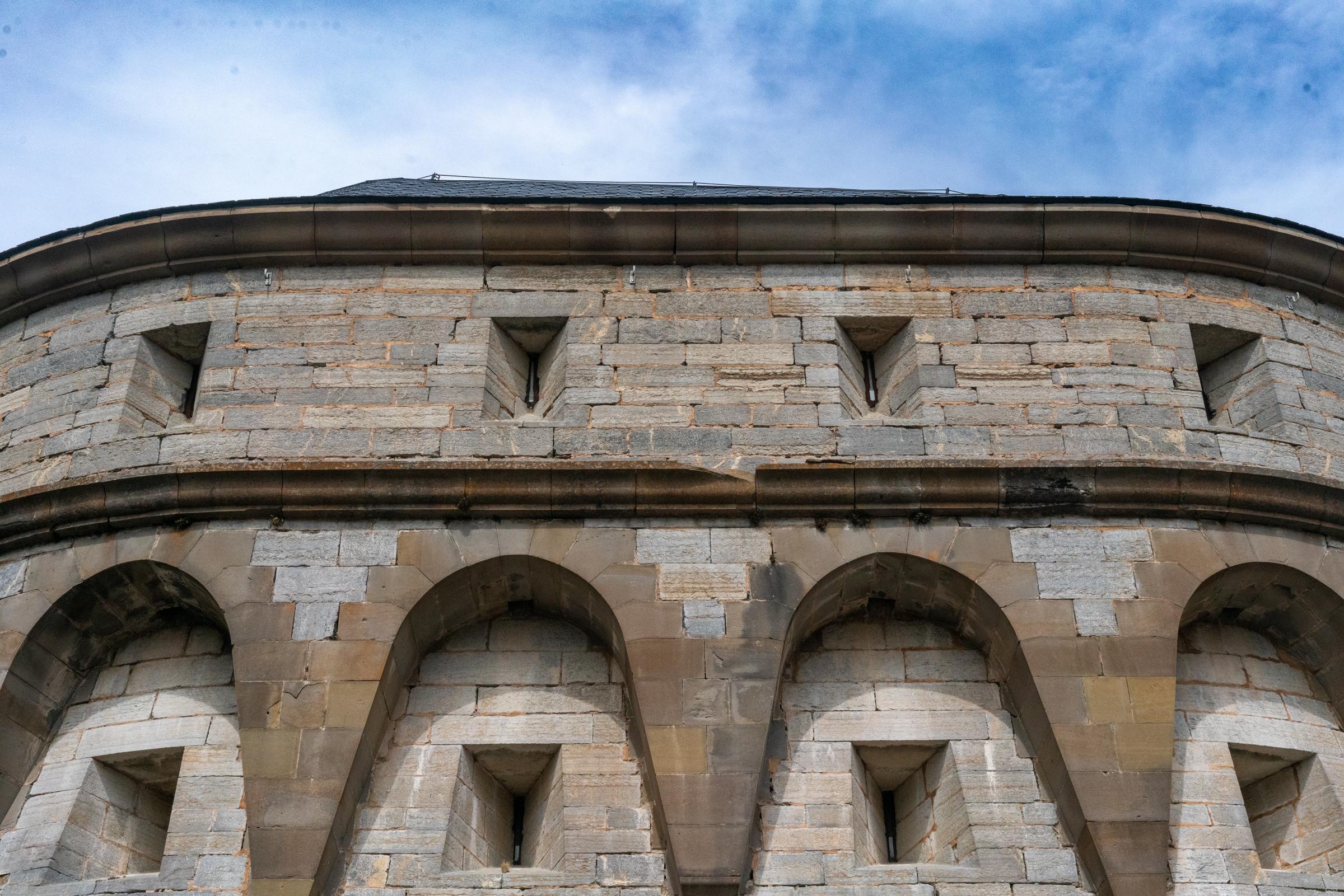 Scenic view of Torre de Fusileros on the Camino Aragonés