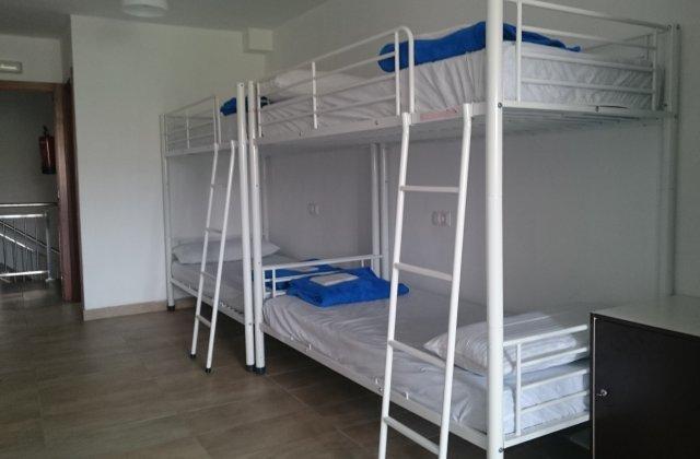 Camino de Santiago Accommodation: Albergue Mar de Fora