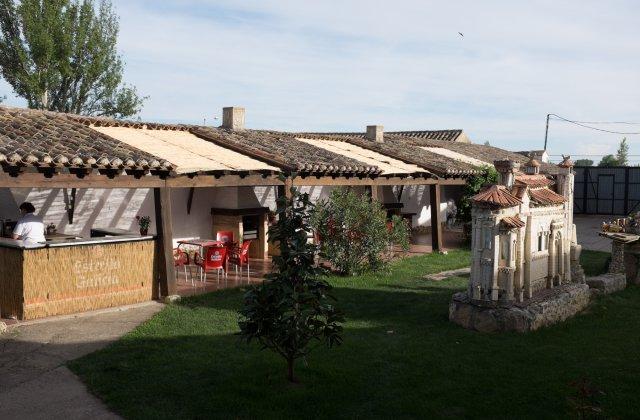 Camino de Santiago Accommodation: Casa Rural Amanecer en Campos
