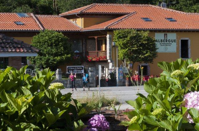 Image of Albergue de peregrinos Santa Marina, pilgrim accommodation in Buelna