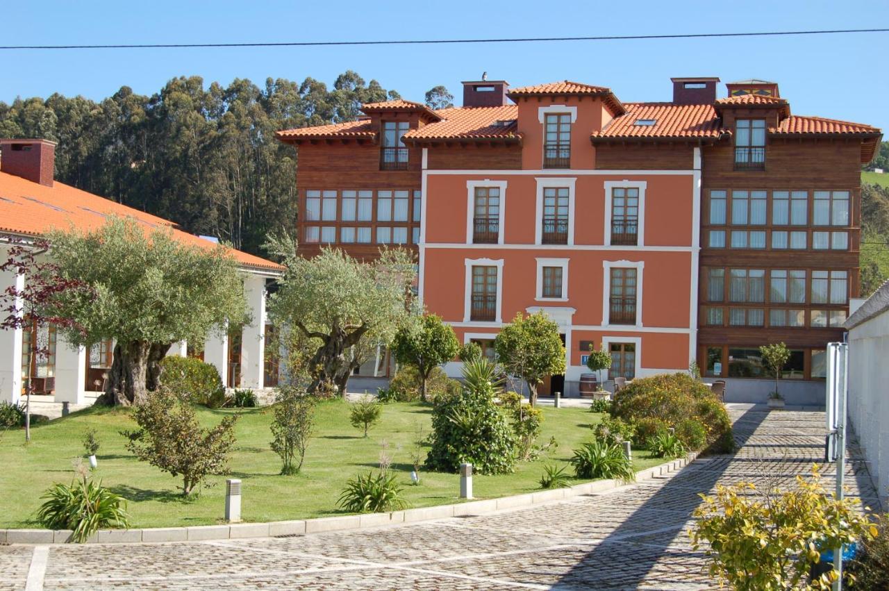 Image of Hotel La Casona de Lupa en Cudillero ⭑⭑⭑⭑, pilgrim accommodation in El Peñedo