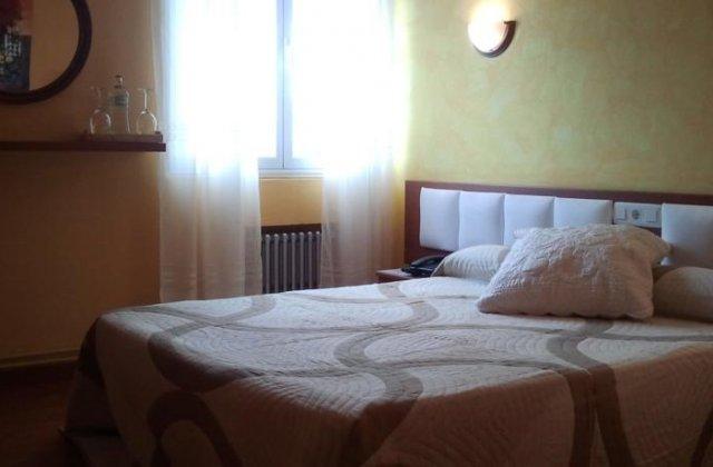 Image of Hotel La Isla ⭑⭑, pilgrim accommodation in La Isla