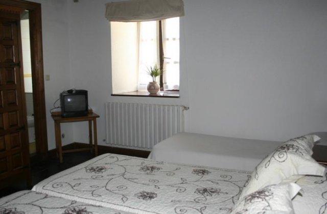 Image of Hotel La Torre ⭑⭑, pilgrim accommodation in Puertas de Vidiago