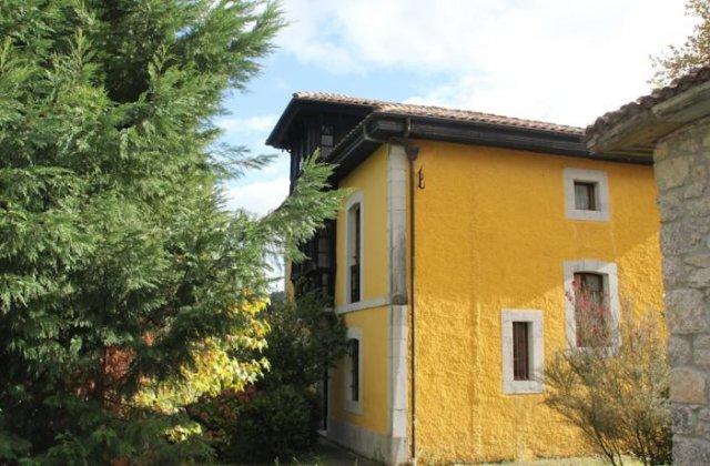 Image of Casa Rural La Boleta, pilgrim accommodation in Puertas de Vidiago