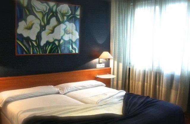 Image of Hotel Zumaia ⭑⭑, pilgrim accommodation in Zumaia