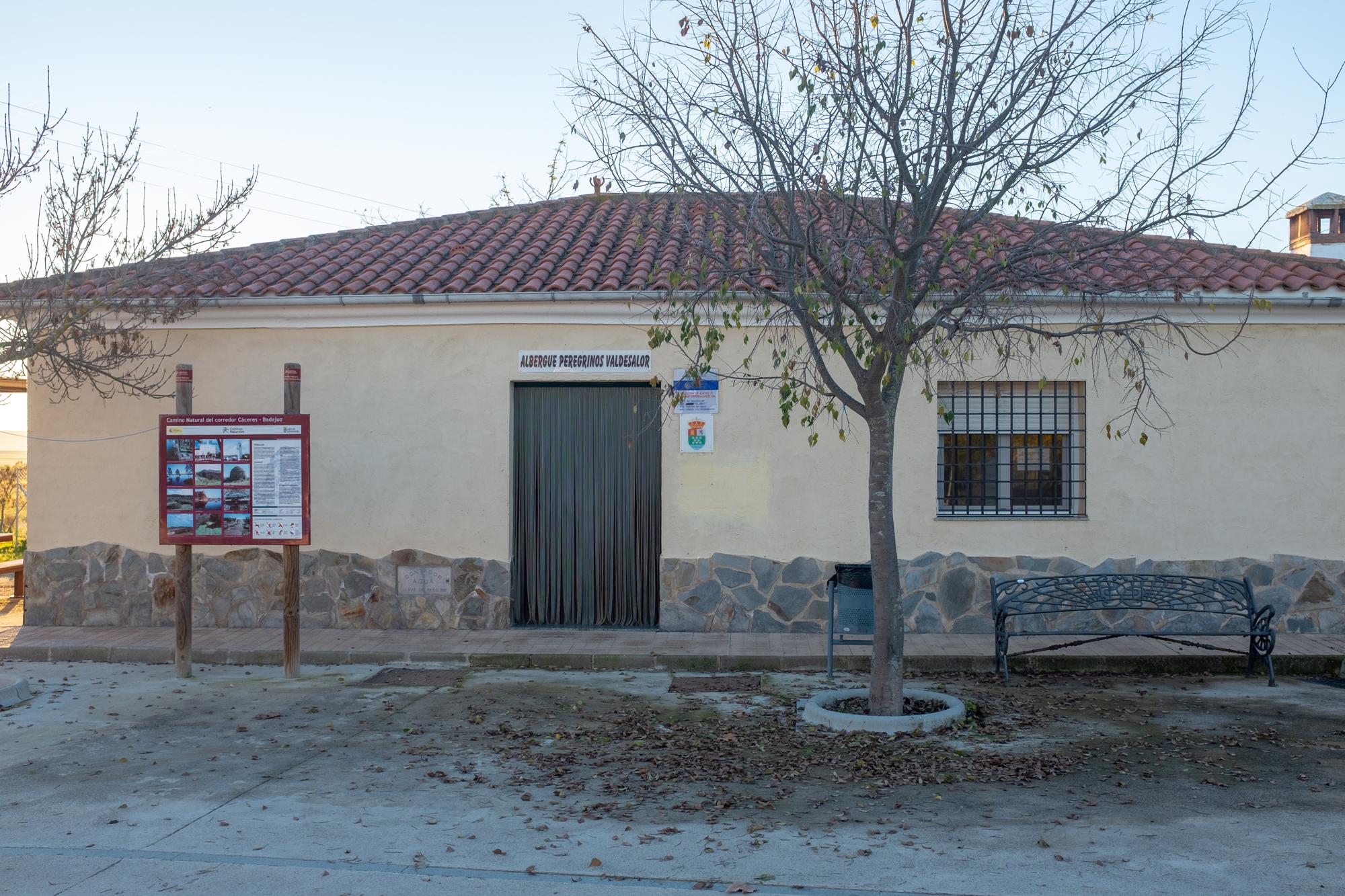Image of Albergue de Valdesalor, pilgrim accommodation in Valdesalor