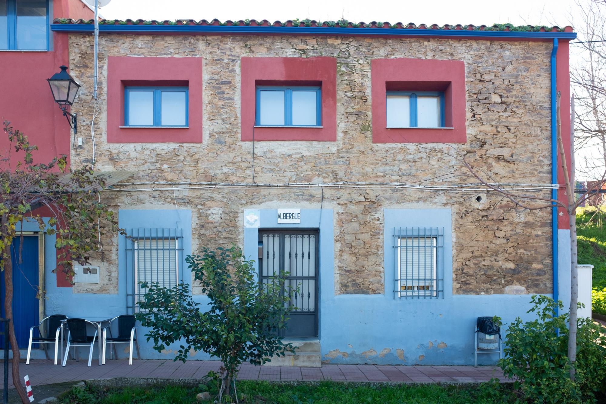 Image of Albergue Municipal de Grimaldo, pilgrim accommodation in Grimaldo