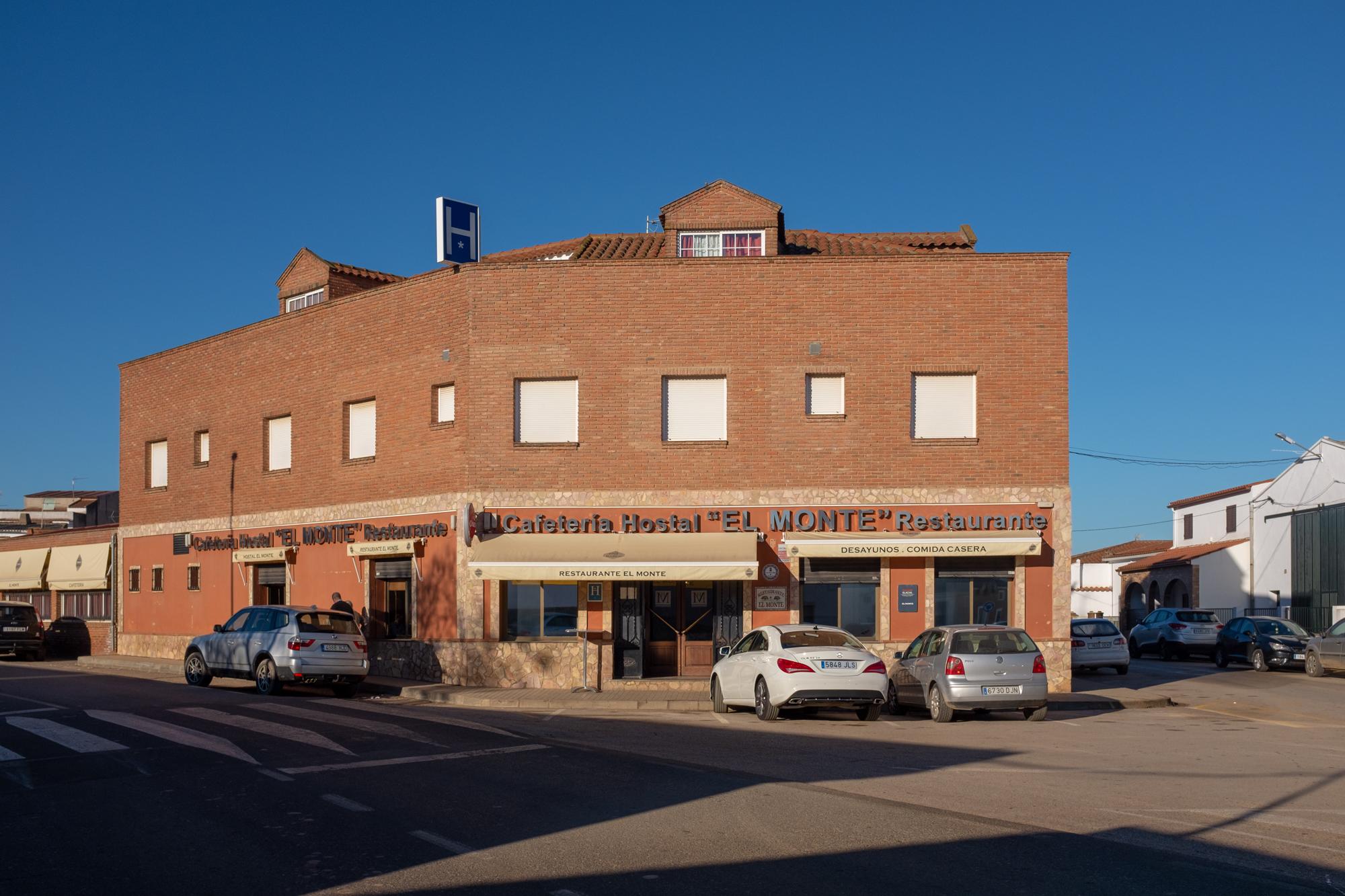 Image of Hostal El Monte, pilgrim accommodation in Puebla de Sancho Pérez