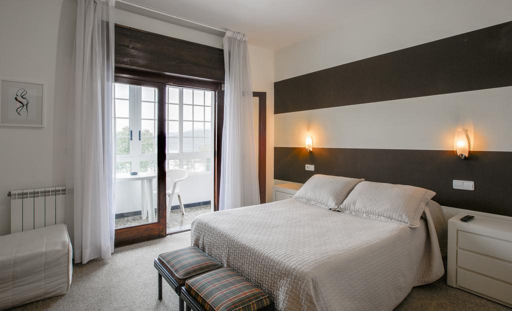 Image of Hotel San Luis ★★, pilgrim accommodation in Pontesampaio