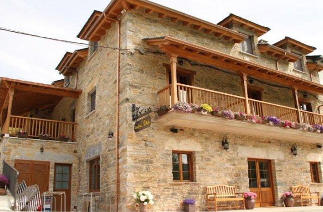 Image of Albergue and Pensión Casa Lixa, pilgrim accommodation in Las Herrerías