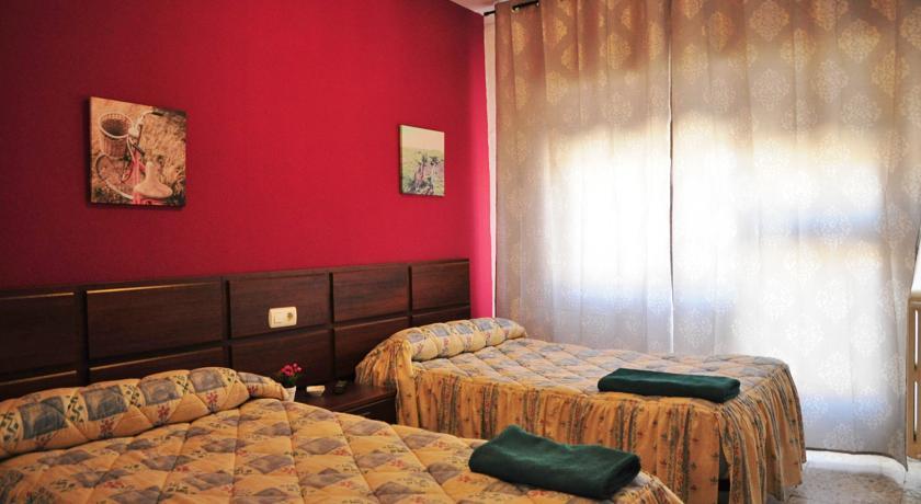 Image of Hostal Juli ★, pilgrim accommodation in San Justo de la Vega