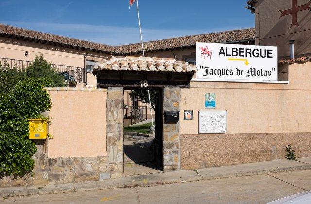 Image of Albergue Jacques de Molay, pilgrim accommodation in Terradillos de los Templarios