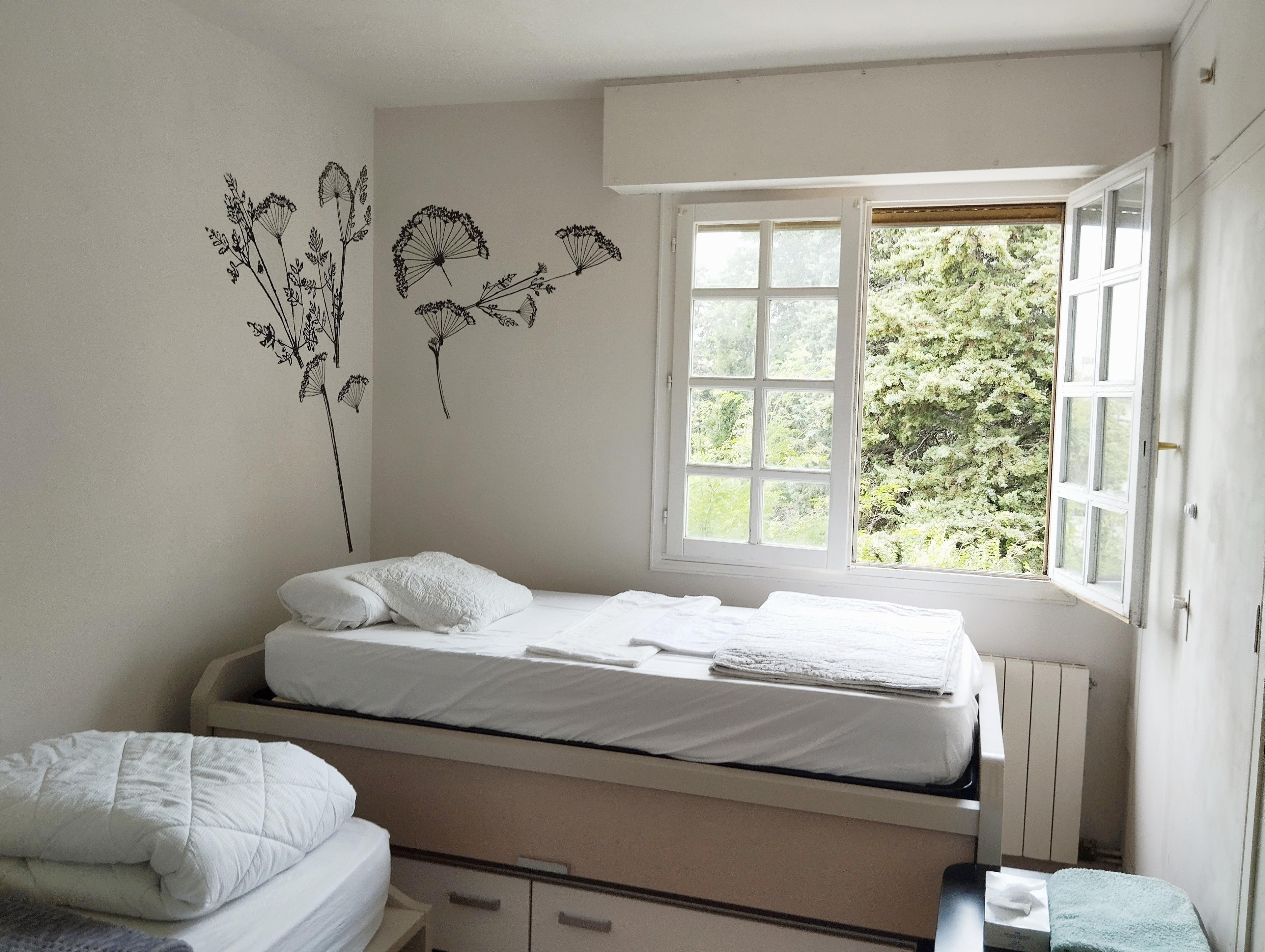 Image of Quiet Bright Room with Sunny Terrace, pilgrim accommodation in Cizur Menor