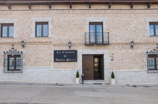 Image of Casa Rural La Casona de Doña Petra, pilgrim accommodation in Villarmentero de Campos