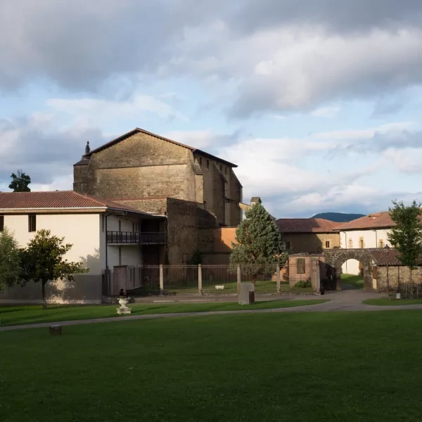 Camino de Santiago Accommodation: Albergue de peregrinos del monasterio de Zenarruza