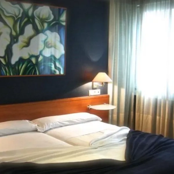 Camino de Santiago Accommodation: Hotel Zumaia ⭑⭑