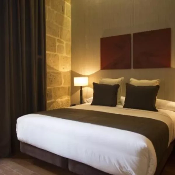 Camino de Santiago Accommodation: Hotel Carris Porto Ribeira ⭑⭑⭑⭑