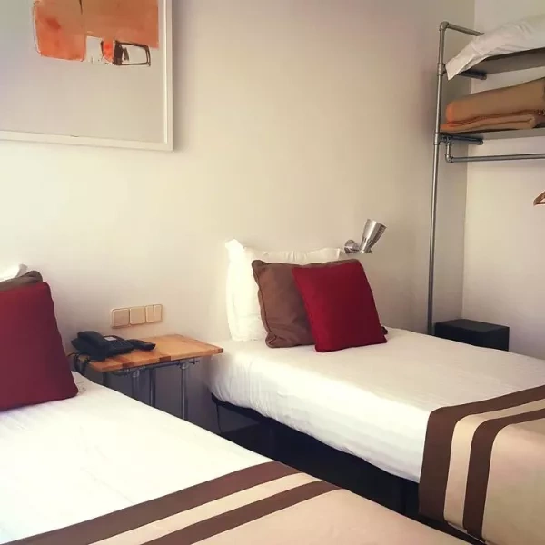 Camino de Santiago Accommodation: Hotel Umu ⭑⭑⭑