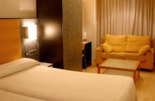Camino de Santiago Accommodation: Hotel Celuisma Pathos ⭑⭑⭑