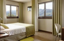 Camino de Santiago Accommodation: Hotel Rural Gaintza ⭑⭑